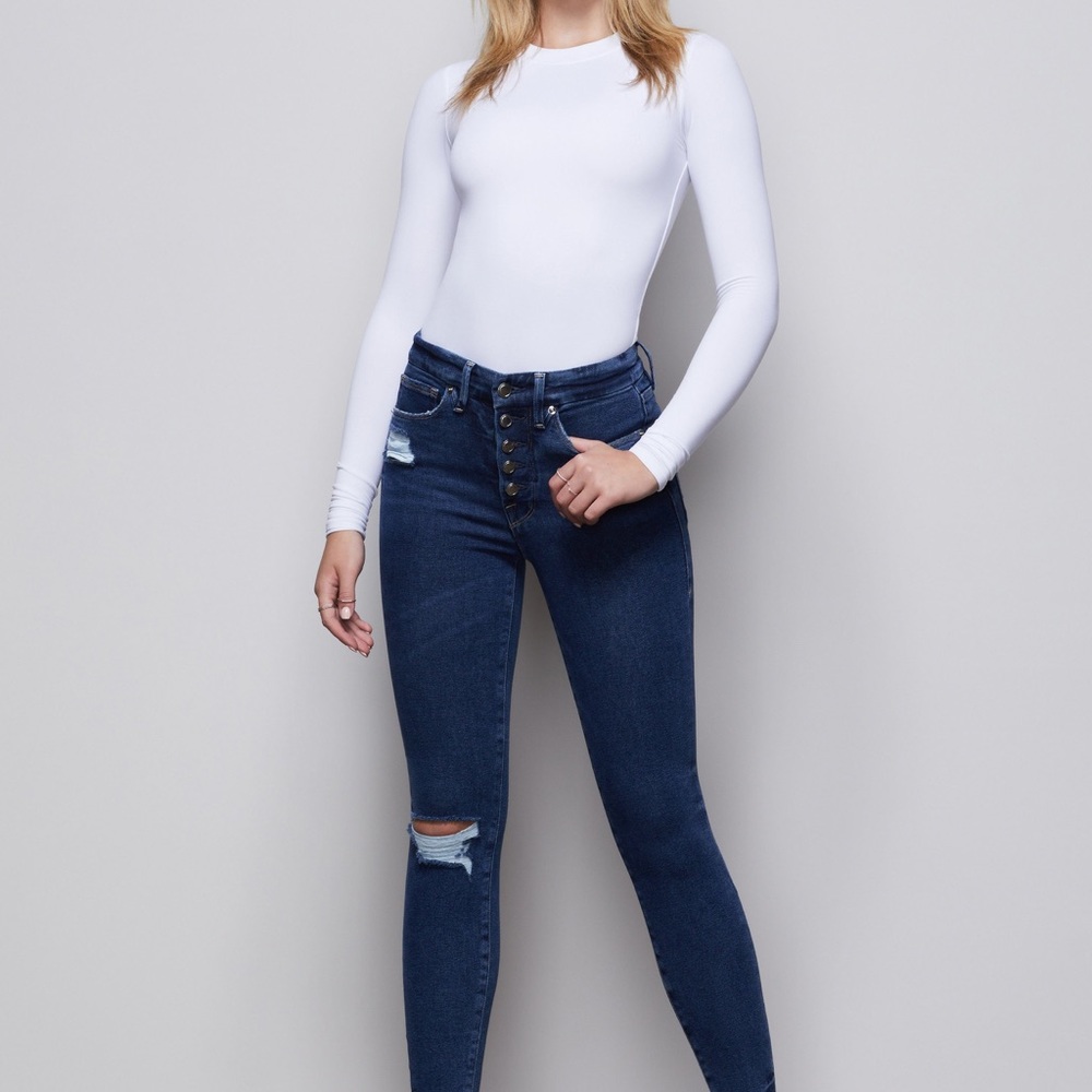 Good American Good Waste Buttons Jeans